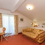 Ferienwohnungen Renberg Apartment *